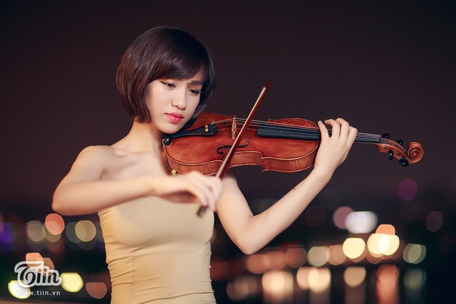 Hành trình từ Ý đến Mĩ của cô gái chơi violin xinh đẹp