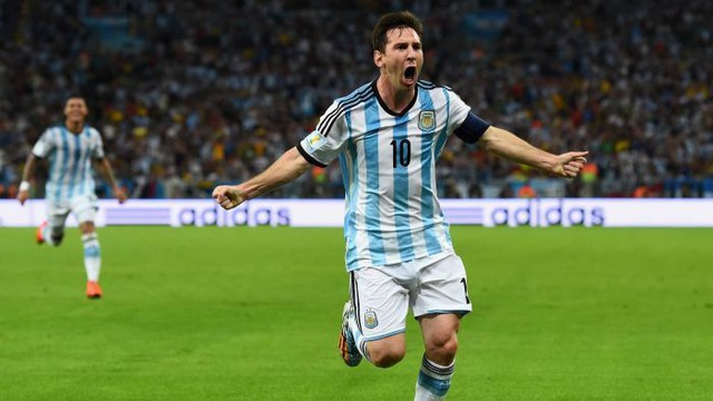 Trọng tài có đem lại may mắn và chiến thắng cho Argentina?