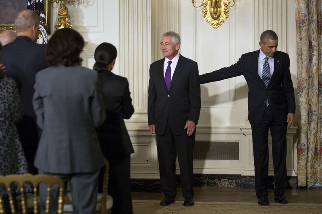 Bộ trưởng Quốc phòng Mỹ Chuck Hagel và Tổng thống Barack Obama tại Nhà Trắng, trước thời điểm ông Hagel đã tuyên bố từ chức.