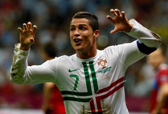 Ronaldo, niềm hi vọng của người BĐN