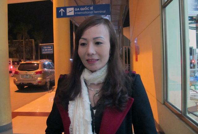 Chị Phạm Thị Hóa (30 tuổi, trú tại huyện Yên Thành, Nghệ An) kể lại sự việc.