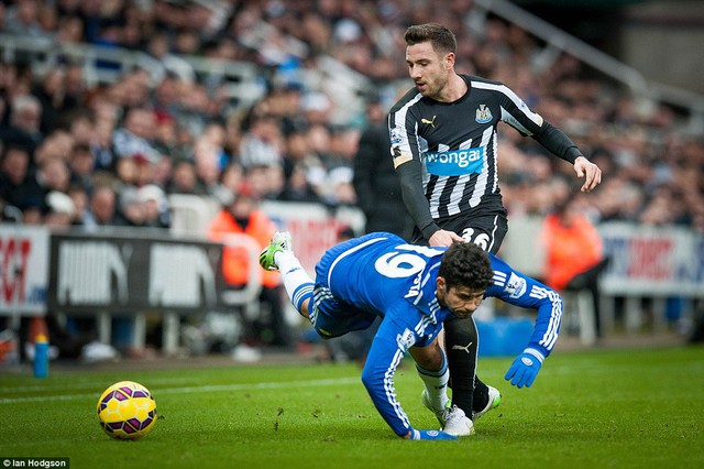 Chelsea của Mourinho đã hoàn toàn bị Newcastle &quot;bắt bài&quot;