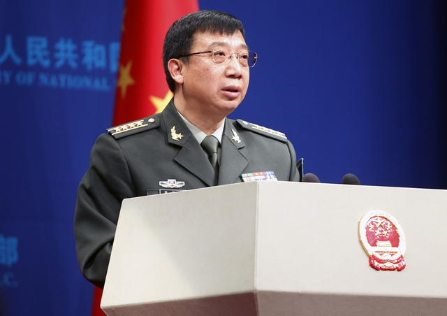 Phát ngôn viên Bộ quốc phòng Trung Quốc Cảnh Nhạn Sinh.