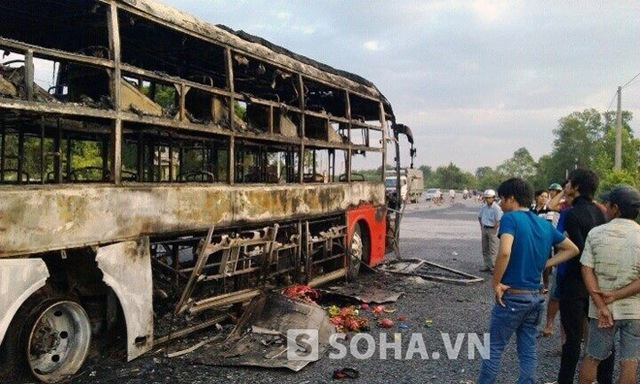 Hiện trường vụ cháy kinh hoàng.