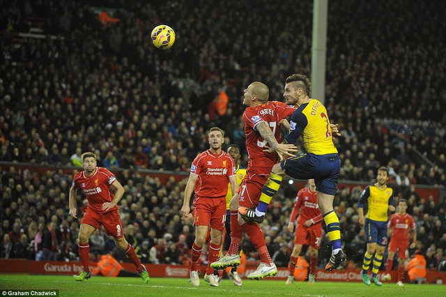 Mathieu Debuchy ghi bàn