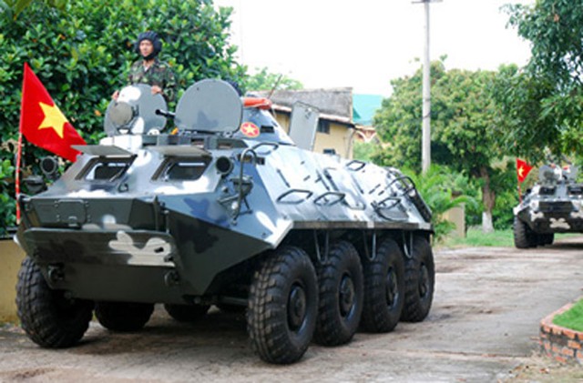 BTR-60PB là loại thiết giáp chở quân phổ biến của Hải quân đánh bộ Việt Nam.
