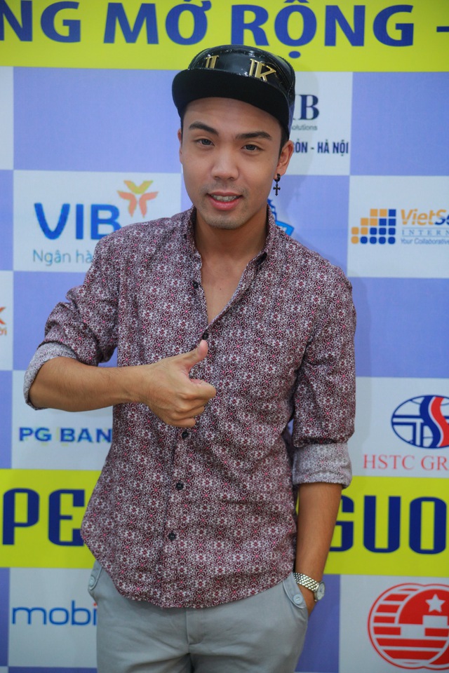 Ca sỹ Sao Mai điểm hẹn 2014 Lê Vũ Bình.