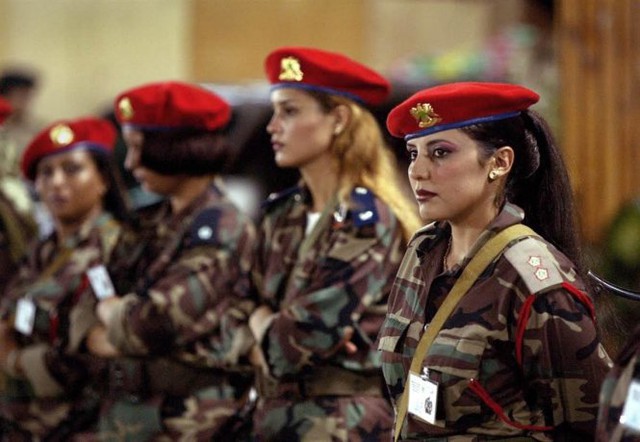 Các nữ thành viên lực lượng Vệ binh Amazon của cố lãnh đạo Libya Muammar Gaddafi  Ảnh: Daily Mail