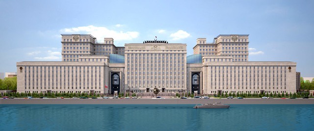 Trung tâm chỉ huy phòng thủ quốc gia Nga (NDCC) đặt bên bờ sông. Ảnh: RT.