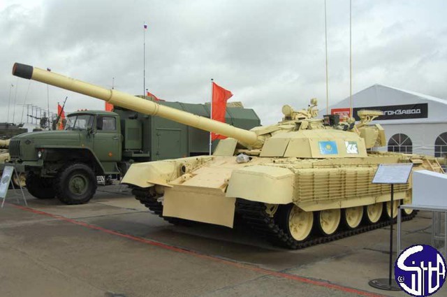 Xe tăng T-72 KAZ của Kazakhstan.