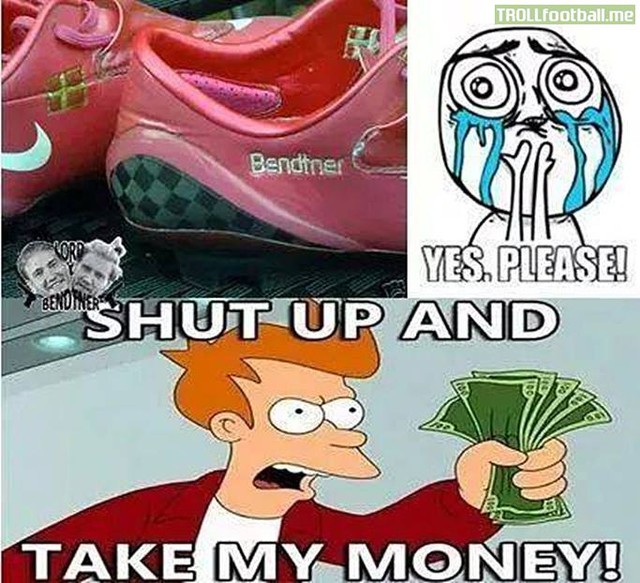 Tôi muốn đôi giày của thánh Bendtner