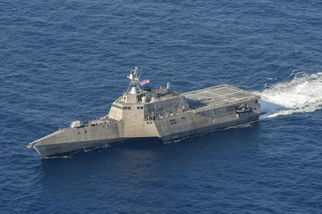 Tàu tác chiến ven bờ USS Coronado (LCS-4).