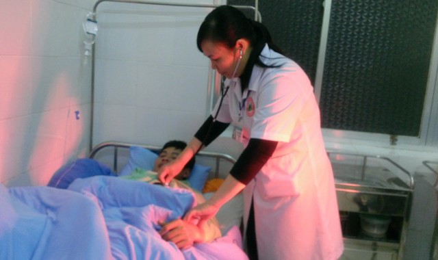 Các nạn nhân đang được chăm sóc sức khỏe tại Bệnh viện Đa khoa Lâm Đồng