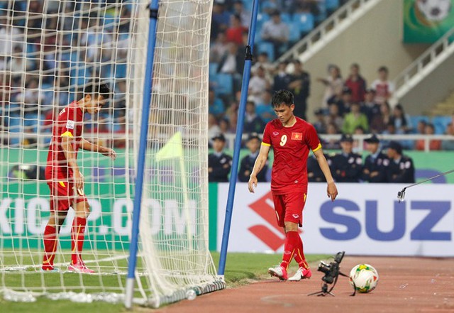 Một trận đấu thất vọng mặc dù Việt Nam đánh bại Lào 3-0