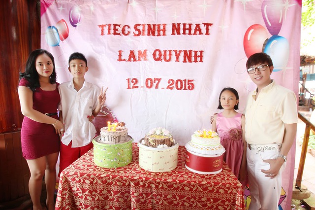 Cuối tuần qua, Long Nhật đón cả gia đình vào Sài Gòn để tổ chức sinh nhật cho cô con gái út - Lâm Quỳnh.