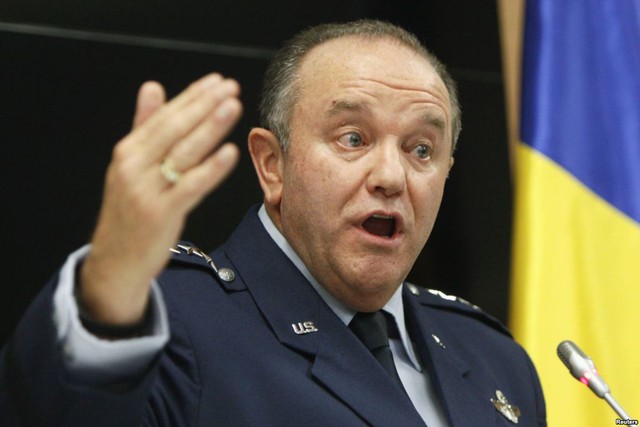 Tổng Tư lệnh NATO tại châu Âu, tướng Phillip Breedlove. Ảnh: Reuters