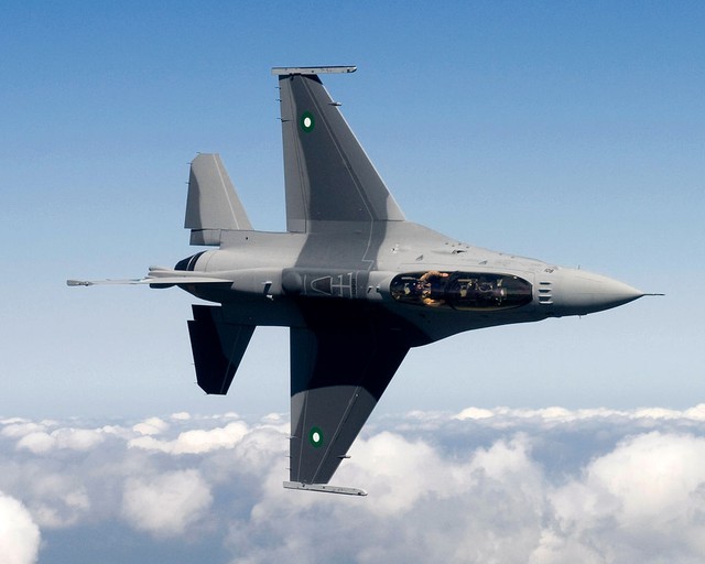 
Máy bay chiến đấu F-16D Block 52+ của Không quân Pakistan. Ảnh: Wiki
