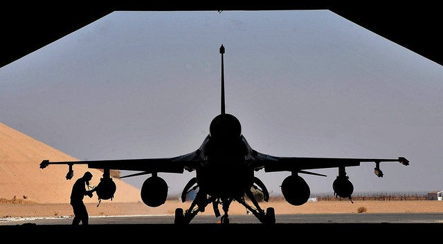 F-16 Fighter Jet