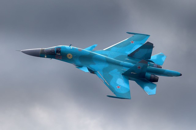 
Máy bay ném bom Su-34
