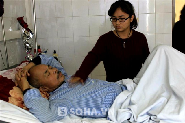 Sáng 30/1/2015, Chu Văn Quềnh được người nhà đưa sang bệnh viện Bạch Mai để chụp Cộng hưởng từ.