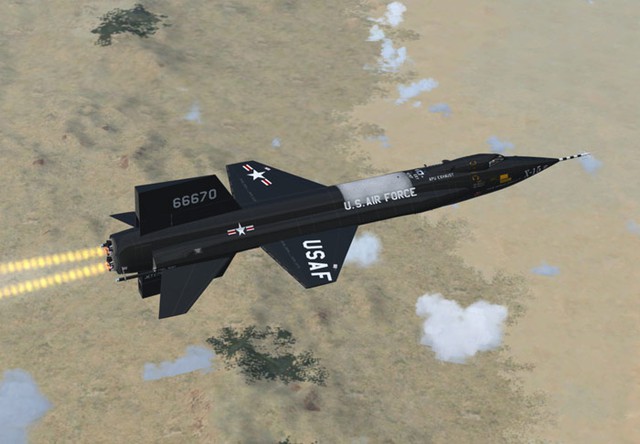 Máy bay quân sự dùng tên lửa đẩy X-15 là sản phẩm phối hợp giữa NASA và Không quân Mỹ.