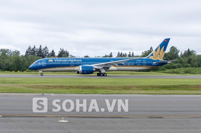 Trong năm 2015, Vietnam Airlines sẽ là hãng hàng không đầu tiên ở Khu vực châu Á – Thái Bình Dương khai thác đồng thời hai loại máy bay hiện đại thế hệ mới là Boeing 787-9 Dreamliner và Airbus A350-900 XWB