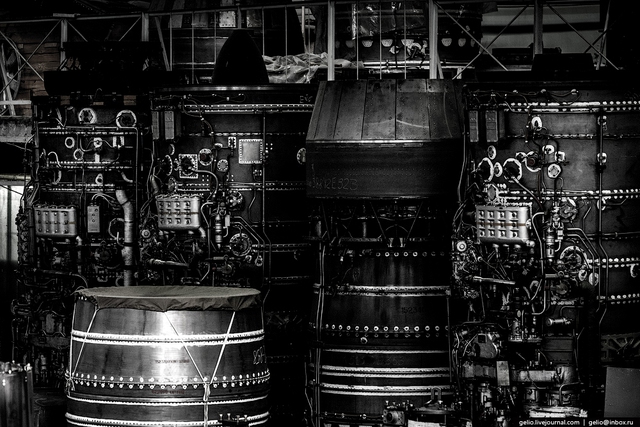 Công việc chế tạo động cơ bắt đầu tại Samara 55 năm về trước, những động cơ này không chỉ góp phần đưa nhà du hành Yuri Gagarin lên vũ trụ mà nó còn đóng góp cho ngành vũ trụ của Nga suốt hơn nửa thế kỷ.