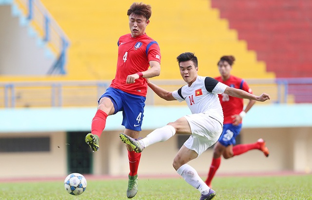 U19 Hàn Quốc vượt trội về thể hình.