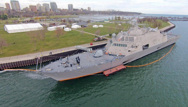 
Tàu USS Milwaukee đã đến Milwaukee vào Chủ nhật tuần trước để chuẩn bị cho lễ biên chế. Tới thứ Hai, các cơ quan truyền thông Mỹ được mời lên tham quan con tàu.
