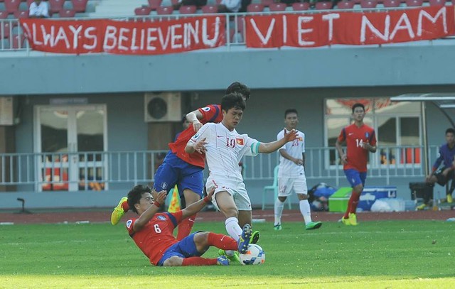 
U19 Hàn Quốc từng chơi lăn xả trước Công Phượng và đồng đội, dù áp đảo hoàn toàn!

