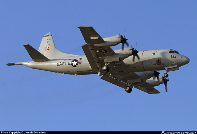 Máy bay tuần thám săn ngầm P-3C Orion