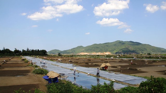 Cả làng, nắng nóng, đạt đỉnh, Hà Tĩnh, diêm dân