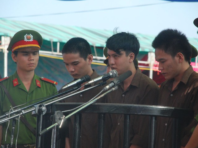 
3 bị cáo trong vụ thảm sát 6 người ở Bình Phước, đỉnh điểm của tội ác năm 2015
