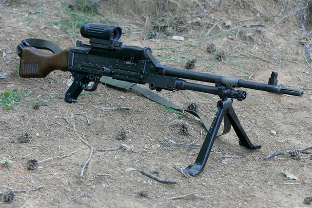 FN MAG.jpg