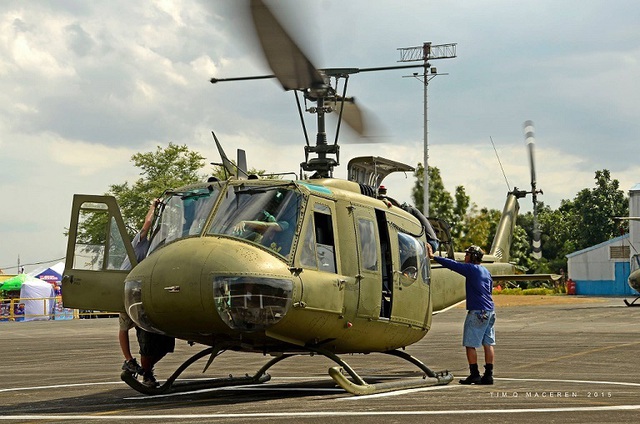 Một trong những chiếc UH-1D (do Rice Aircraft Service chuyển giao) thử nghiệm tại căn cứ không quân Clark. Ảnh: Max Defense