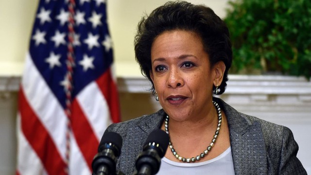 
Bà Loretta Lynch, sinh ngày 21 tháng 5 năm 1959, hiện bà đang giữ chức Bộ trưởng bộ tư pháp Hoa Kỳ.
