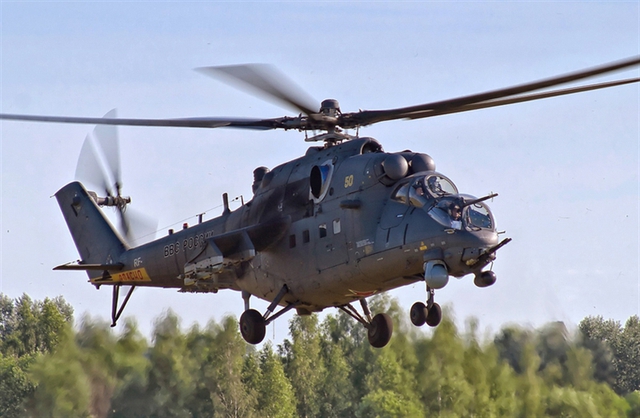 
Để thực hiện nhiệm vụ trên, Mi-35M được trang bị tới 16 tên lửa chống tăng AT-6 Spiral.
