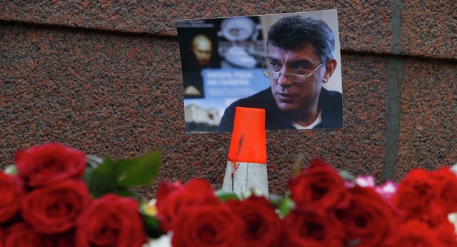 Từng là phó Thủ tướng trong quá khứ, nhưng sự nghiệp chính trị của ông Nemtsov trong vòng 15 năm qua không nổi bật và không phải là nguy cơ đối với Tổng thống Putin. Ảnh: Sputnik News.