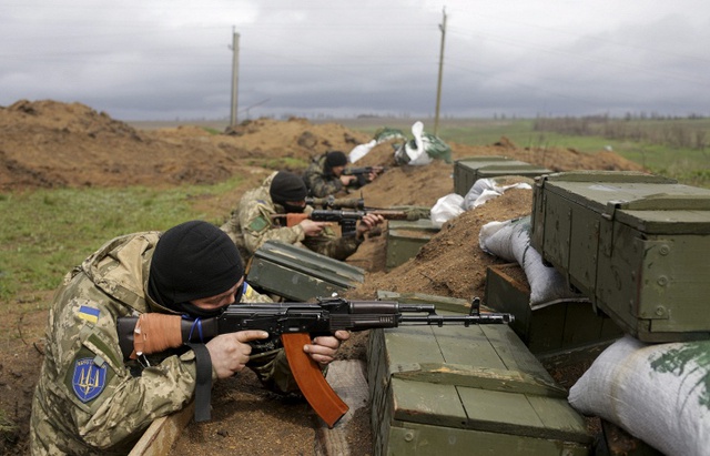 Ukraine đang liên tục tăng cường binh lính tới miền Đông. (Ảnh minh họa. Nguồn: TASS)