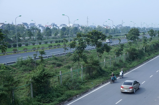 
Tốc độ cho phép trên tuyến đường đô thị là 60km/h. Với tốc độ này tai nạn có thể xảy ra bất kỳ khi nào với những phương tiện đi ngược chiều.
