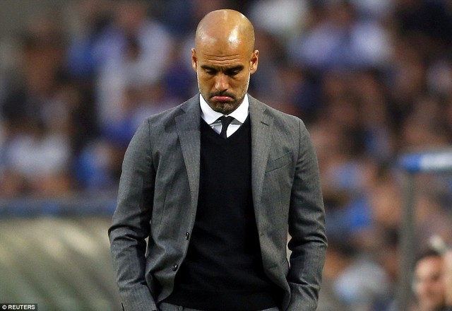 Pep Guardiola chán nản