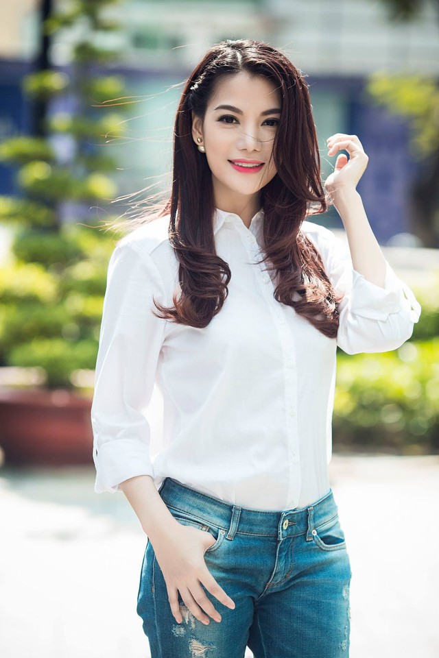 
Trương Ngọc Ánh là một trong nữ diễn viên được giới chuyên môn đánh giá cao hiện nay. Cô là con gái Hà Nội gốc.
