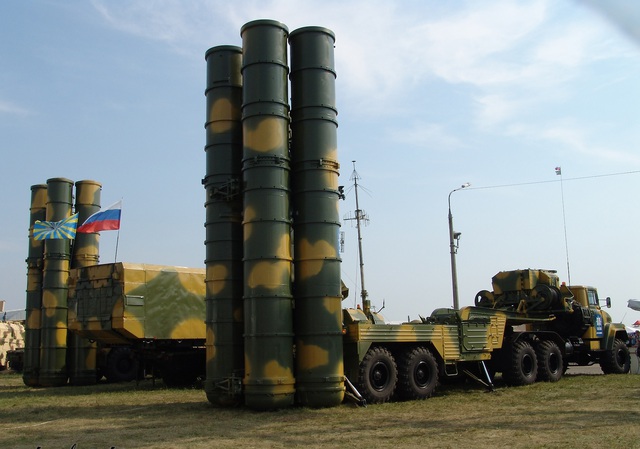 
Liệu F-15 Mỹ có dám thách thức S-300 của Nga?
