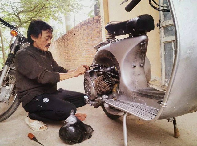 Do đam mê các dòng xe cổ, nên Giang Còi cũng trở thành một người thợ sửa xe chuyên nghiệp