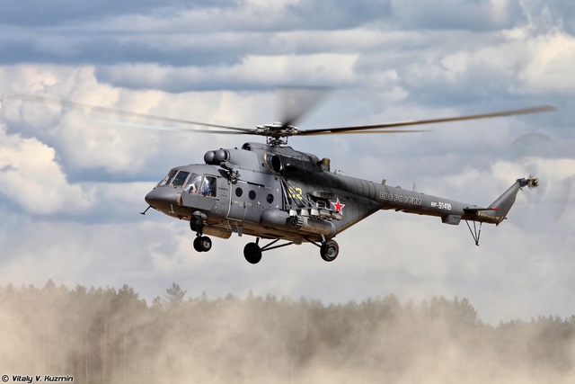 Kế tiếp là những chiếc trực thăng vận tải tấn công Mi-8AMTSh