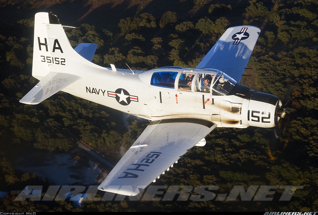 
Douglas AD-5W (EA-1E) Skyraider
