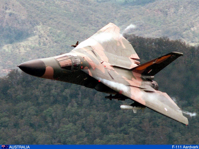 F-111 Aardvark - Máy bay tiêm kích bom của chương trình TFX