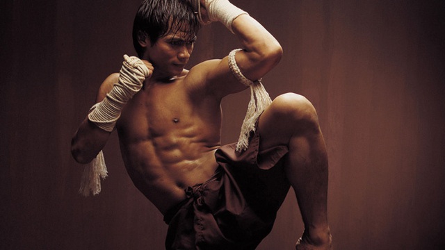 Tony Jaa trong bộ phim Ong-bak.