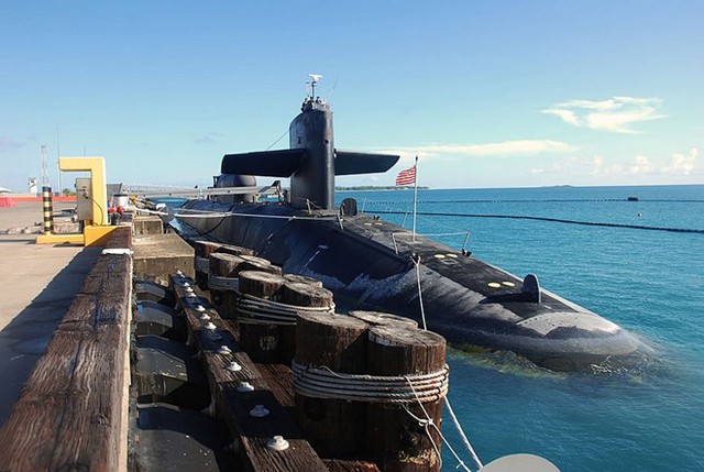 
Tàu ngầm Mỹ ở căn cứ quân sự Chagos
