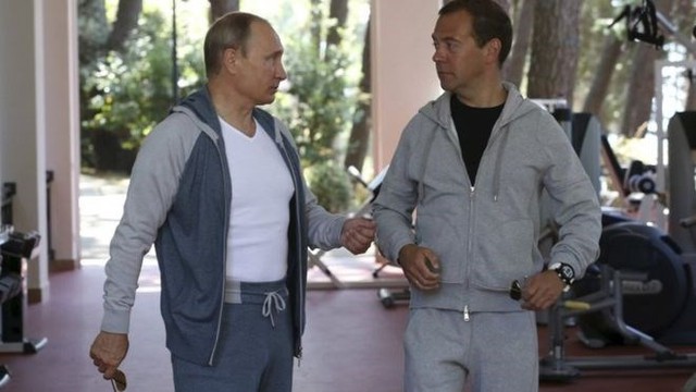 Cặp bài trùng Putin-Medvedev. Nguồn: Reuters